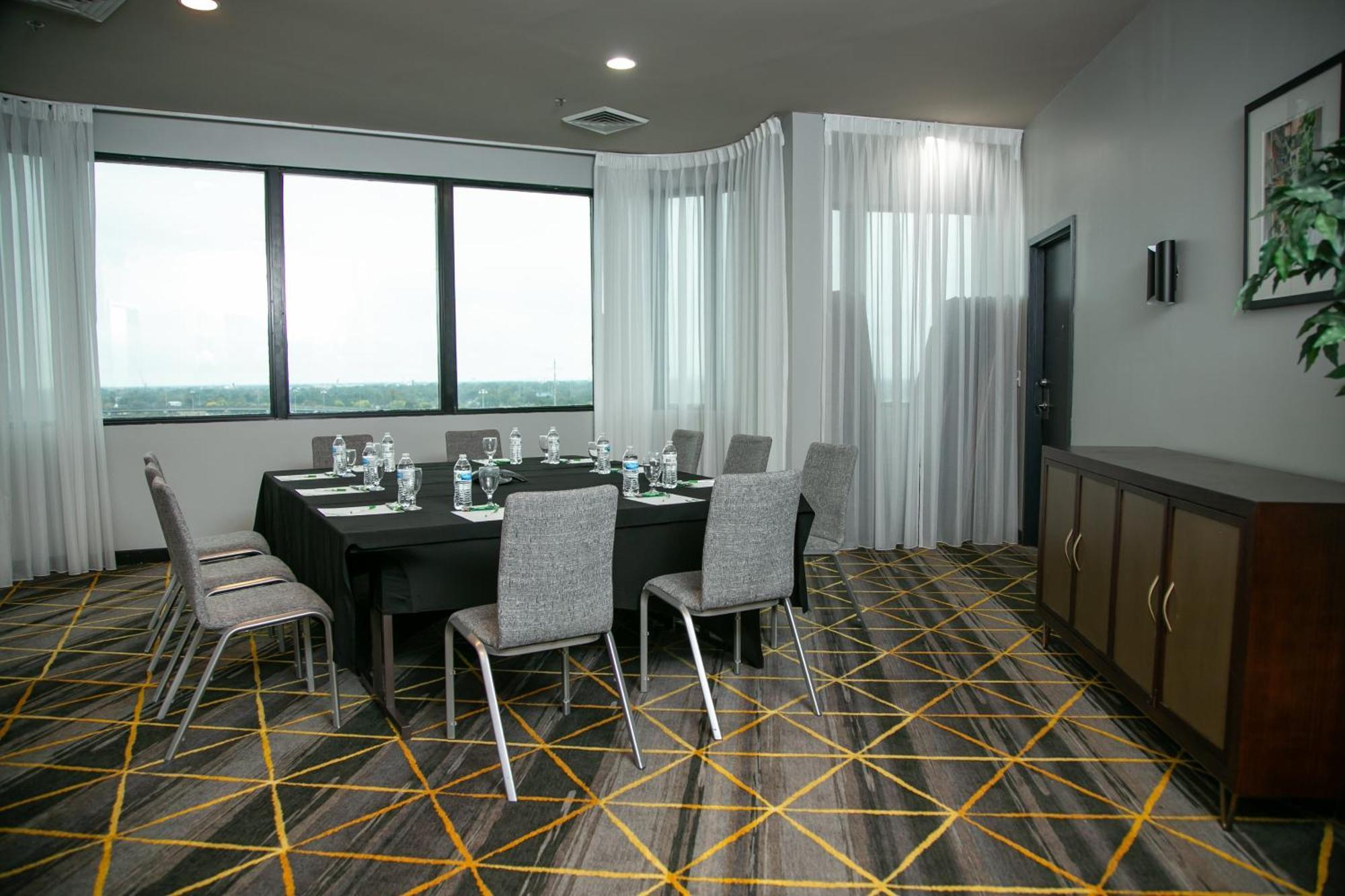 Holiday Inn New Orleans West Bank Tower By Ihg Gretna Zewnętrze zdjęcie